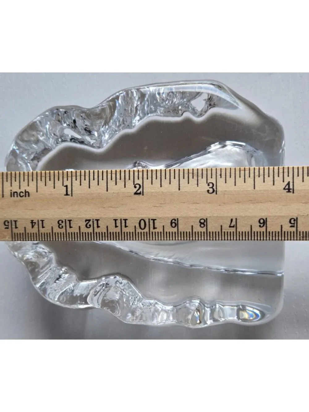 Heavy Crystal Glass Intaglio Horse Head Paperweight 4 inches Tall - Picture 8 of 9